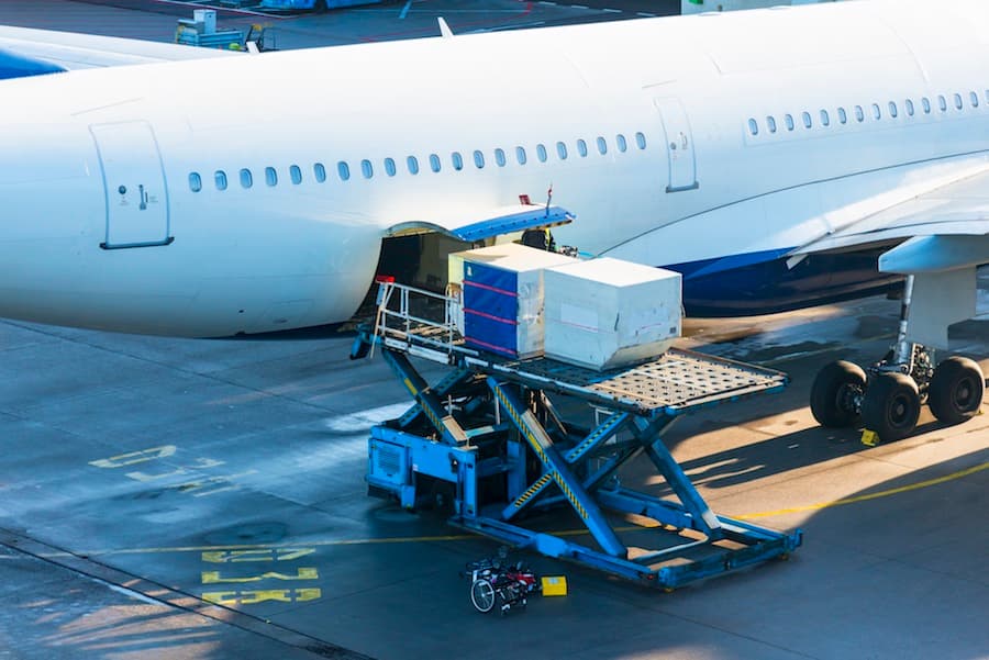 Air freight plane